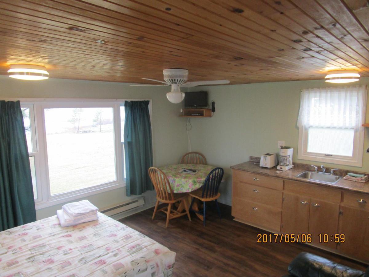 Sea'Scape Cottages Bayfield Exterior photo